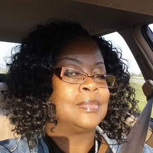 Meet your Posher, Beverly